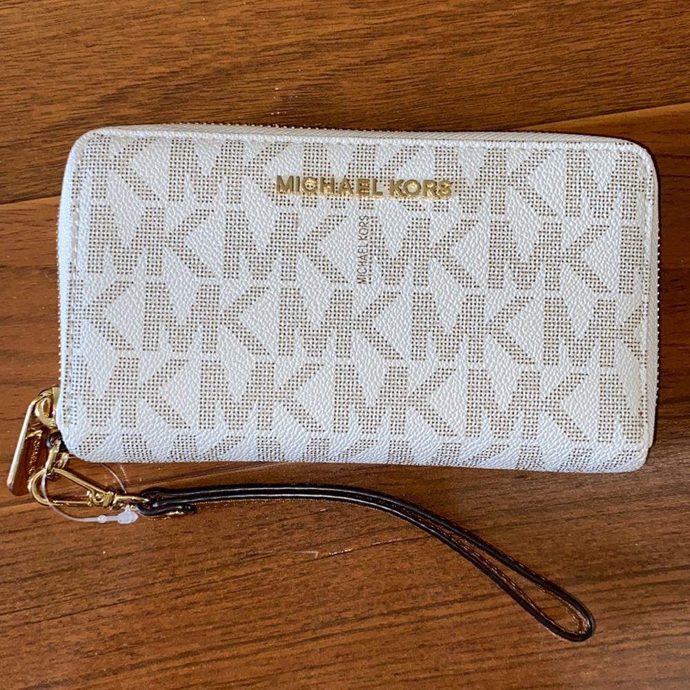 Michael Kors Jet Set traveler Phone case